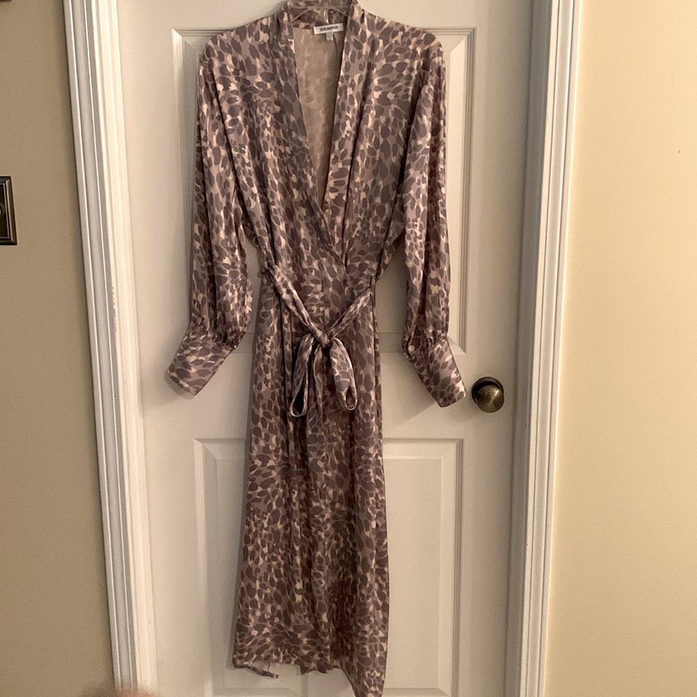 Good American Honey Leopard Robe Dress